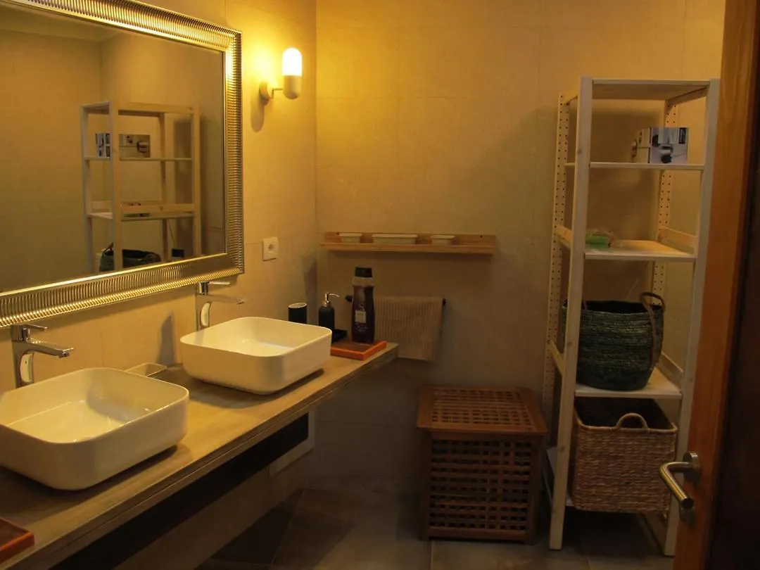 Apartment Bungalow Goa Pool View, Playa Roca Residence Sea Front Access - Free Ac - Wifi Costa Teguise