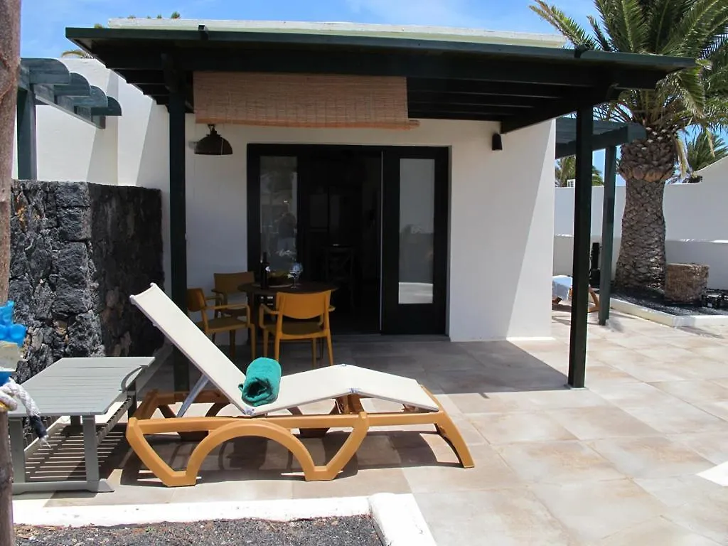 Bungalow Goa Pool View, Playa Roca Residence Sea Front Access - Free Ac - Wifi Costa Teguise Ισπανία